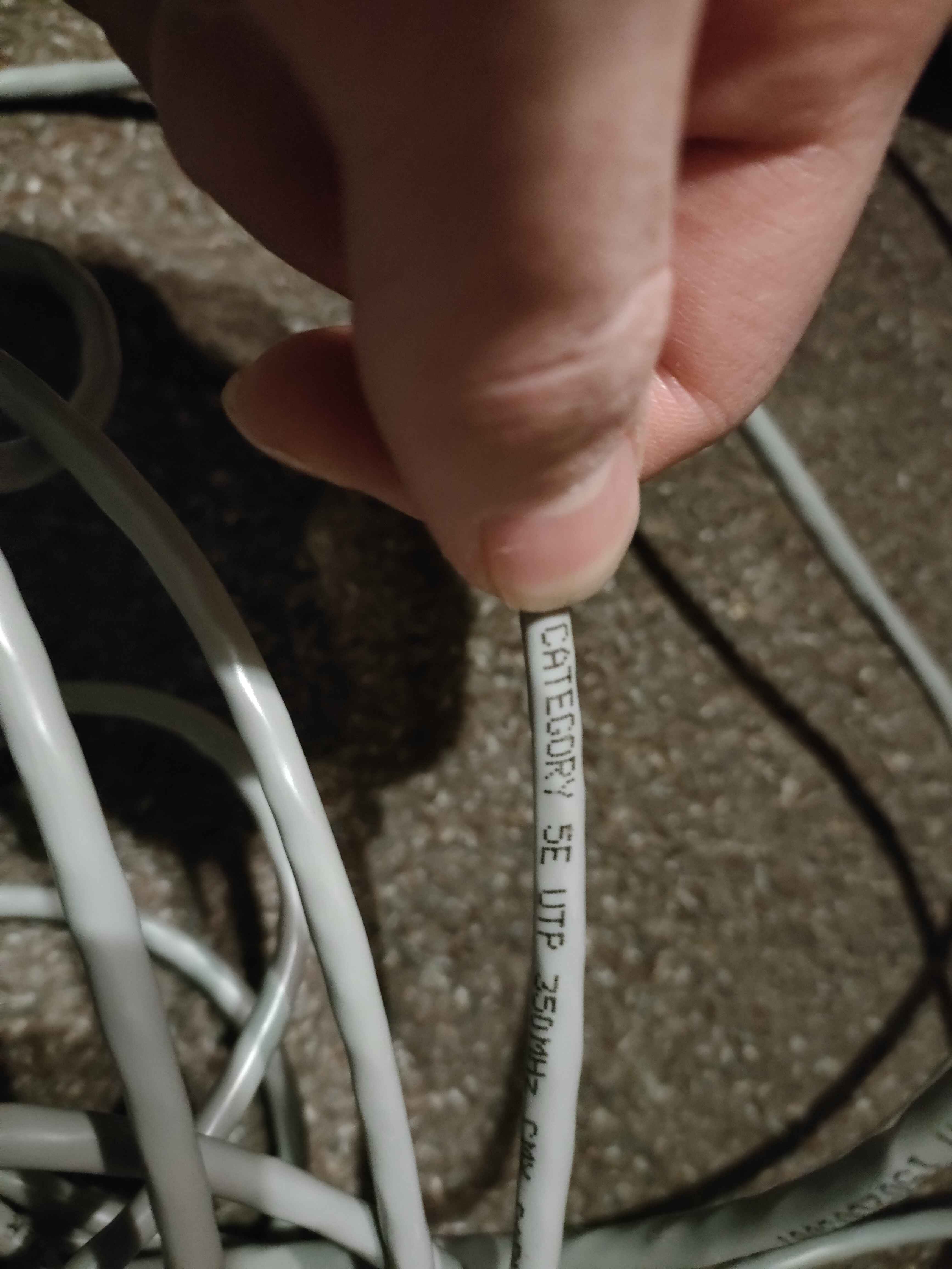 Kabel Ethernet Cat5e – 30 m (bez wtyczki)